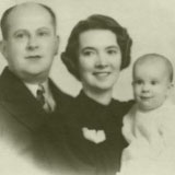 Barbara Barlow at 6 months old with her mother Esther Stoll Barlow and her father William Barlow, 1938