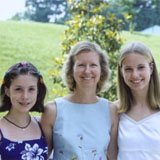 Diane Snustad, and her daughters